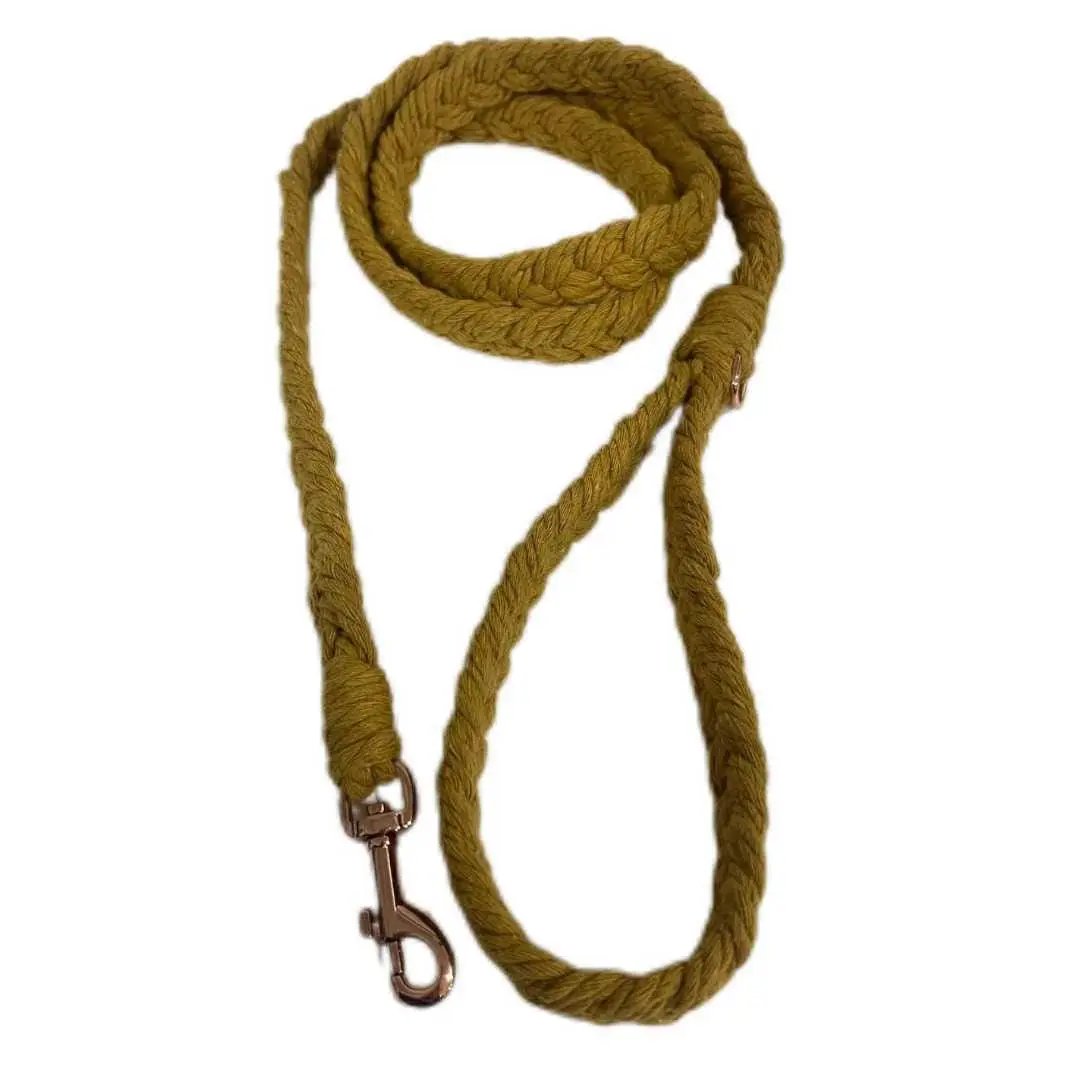 Petite Macramé Dog Leash image